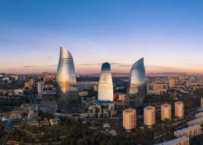 Asabaidschan - Baku - Experience the Magic of Azerbaijan: Unveil the Secrets of the Land of Fire! 🇦🇿: Explore Baku's Flame Towers, Gabala's Tufandag Mountain, and Sheki's Royal Palace!