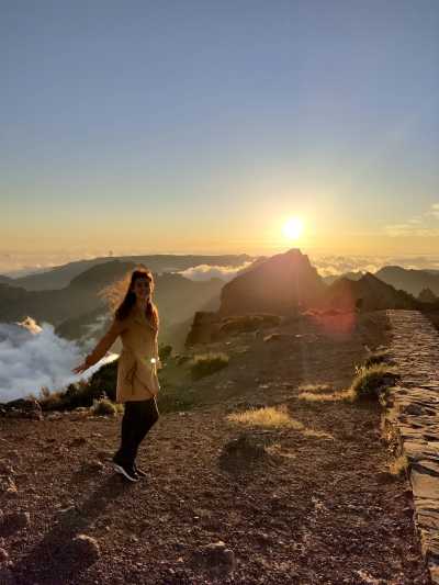 Portugal - Pico do Arieiro - Modern, Spacious & Beautiful Coliving Villa in prime location - Funchal, Madeira | Adventure, Nature and Fun on the Dream Island of Madeira 🌴 | Large Private Suite with Bathroom and Balcony - 4
