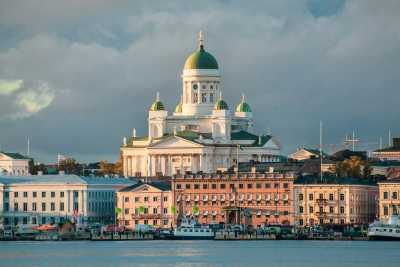 Finnland - Helsinki - Finnland: Von Helsinki bis Rovaniemi - Nordlichter, Husky Tour, Santa Claus & Polar Express