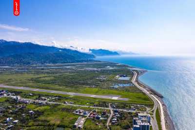 Georgien - Alexander Kartveli Batumi International Airport (BUS) - Georgien Workation 🇬🇪💻 – Co-Working Villa in Batumi