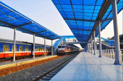 Vietnam - Ninh Binh Railway Station - 🇻🇳 Iconic Vietnam Unveiled: From Emerald Bays to Lantern-lit Streets 🏮 - 1