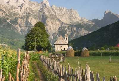Albanien - Theth - Discover Northern Albania: 5 Days of Adventure in the Land of the Eagles - 1
