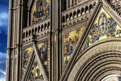 Italy - Orvieto - VII EDITION | New Year celebrating like Italians do🍾 Authentic experience exploring hidden gems across Umbria, Lazio & Tuscany with a local!🏡Villa with amazing view🤤GASTROSECRET♨️Termal Baths🥳 New Year party🎄Xmas markets🎷Jazz Street Festival📍Local Traditions - 3