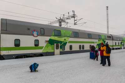 Finnland - Helsinki Hauptbahnhof - Finnland Abenteuer: Von Helsinki bis Rovaniemi: Husky Tour, Santa Claus Village, Polar Express & Nordlichter – Arctic Action pur✨❄️