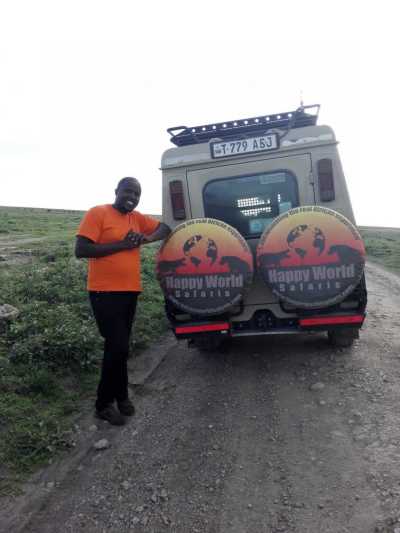 Tansania - Arusha - 5 Days Tanzania Safari to Lake Manyara, Serengeti and Ngorongoro Crater