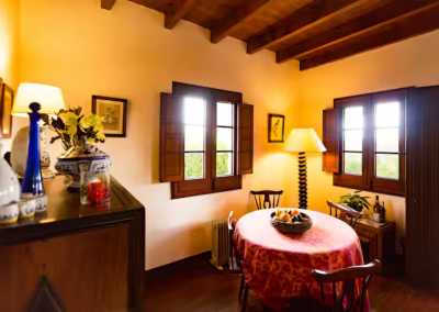 Portugal - Santana - 🌅 The Hawaii of Europe: MADEIRA! 🌤️ Private Authentic Thatched Farm Villa, Hiking, Wine Tasting, Beaching and Vibes!! - 6