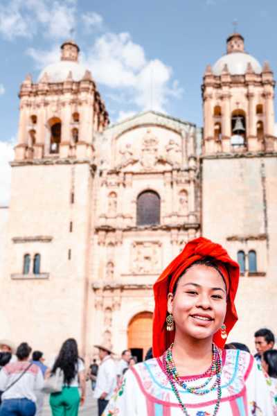 Mexiko - Oaxaca - Travel with a local 😎 🇲🇽✨  Chapter : 🔥" Día de Muertos"  with a Mexican Soul 🇲🇽💀 – Lakes 🌊, Legends 🕯️ & Late Nights 🌙✨ - 1