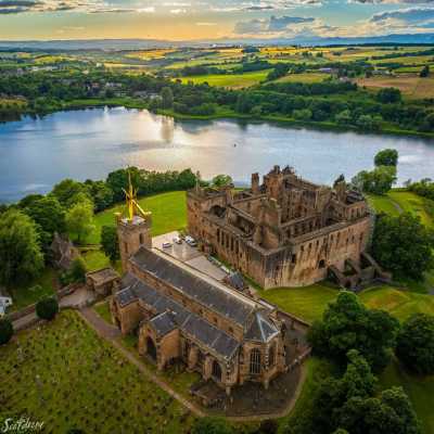 United Kingdom - Linlithgow Palace - Magic of Scotland: Edinburgh & Outlander Highlands Girls’ Trip