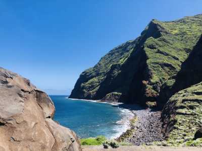 Portugal - Paúl do Mar Sunset - Modern, Spacious & Beautiful Coliving Villa in prime location - Funchal, Madeira | Adventure, Nature and Fun on the Dream Island of Madeira 🌴 | Large Private Suite with Bathroom and Balcony - 3