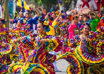 Colombia - Barranquilla - Colombia Coast 🏝  Roadtrip 🚗  & Barranquilla Carnival 💃