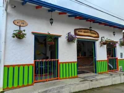 Colombia - Coffee Axis - 2 SPOTS LEFT!!! Colombia III EDITION 360º Experience in this amazing Country. INCLUDED: Tons of Local and Gastronomic Adventures with an Experienced TripLeader! - 16