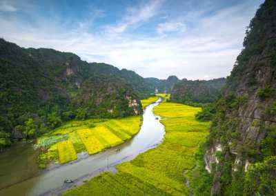 Vietnam - Tam Cốc – Bích Động - Ninh Bình, Việt Nam - Ninh Binh (Tam Coc) & Hoi An: From Limestone Landscapes to Lantern Streets 🌾🏮🛵 (PRIVATE ROOM) – The Vietnam Experience 🇻🇳 - 2