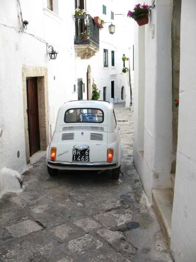Italien - Ostuni - PUGLIA Hidden Gems: live in a real Trullo, discover Alberobello, explore the Stone City, enjoy amazing Italian food and so much more! - 1