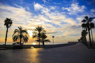 Spanien - Playa Huelin Beach - AUTHENTIC Málaga with a LOCAL: Paella • Kayak • Waterfall • Tapas Picnic • Pádel class (Private Rooms) 🌊🎾🏝️ - 4