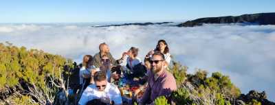 Portugal - Modern, Spacious & Beautiful Coliving Villa in prime location - Funchal, Madeira | Adventure, Nature and Fun on the Dream Island of Madeira 🌴 | Large bright Room with AC, Work Setup - JoinMyTrip