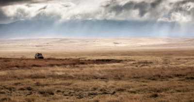 Tanzania - Ngorongoro Crater - Tanzania: following the great migration