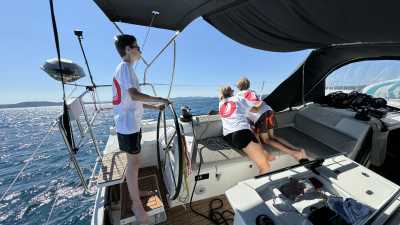 Griechenland - Idra - Familien Segelurlaub Griechenland - Erholung und Spaß für Kinder und Erwachsene