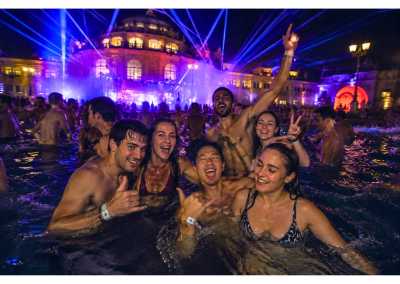 Ungarn - 🔓 Budapest Unlocked – Sparty, Pinball & Ruin Bar Nights 🎉♨️ - JoinMyTrip