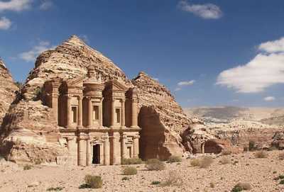 Jordanien - Wadi Musa - Travel and experience Jordan like a local - 1