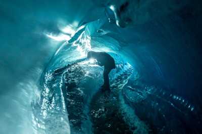 Island - Vatnajokull - Winter Adventure in Iceland: Volcanos, Waterfalls, Natural Thermal Pools and Breathtaking Landscapes - 4