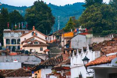 Mexiko - San Cristobal de las Casas - Discover Mexico with a local... Chapter : Xochimilco, Mexico Dowtown, Oaxaca Beach, Waterfalls, and MORE!