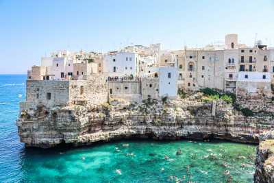 Italien - Polignano a Mare - Travel like a local through Puglia, South of Italy 🇮🇹