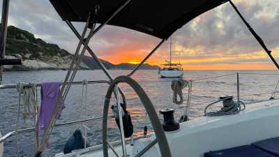 Greece - Poros - Segel-Retreat MEER IN MIR: Achtsamkeit, Segeln & innere Balance ab Athen!
