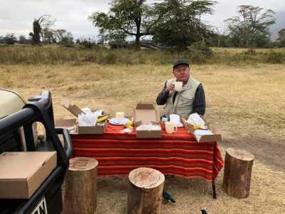 Tansania - Ngorongoro Crater - 4 Day Tanzania Safari to Serengeti National Park and Ngorongoro Crater