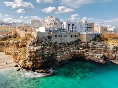 Italien - Polignano a Mare - PUGLIA Hidden Gems: live in a real Trullo, discover Alberobello, explore the Stone City, enjoy amazing Italian food and so much more! - 1