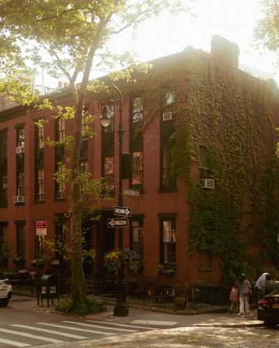 Vereinigte Staaten - East Village - 🗽🥯 A Taste of Manhattan: 4 Days of Food, History & City Magic in NYC 🌃 - 1