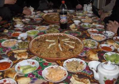 Central Asia - Yashilkul - Tajikistan & the Pamir highway! 🇹🇯 Tajiki tribes, Mountain ranges, YAKs and Yurts ⛰️🛖🐃 - 4