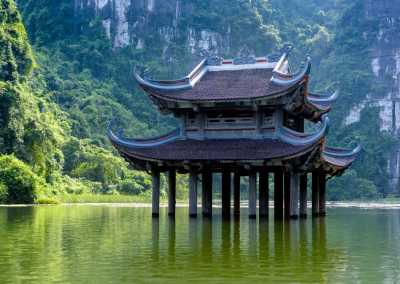 Vietnam - Tràng An - 🇻🇳 The Vietnam Experience: Hanoi & Ninh Binh (Tam Coc): City Escape & Limestone Landscapes 🏙🌾🛵🏞 - 3