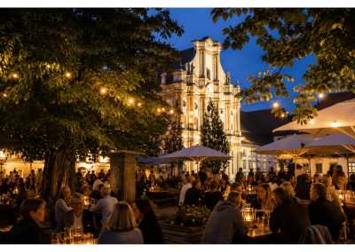 Deutschland - Biergarten Im Klosterhof - 🥨 München: Weißwurscht, Wiesn & Wahnsinn 🍻 - 4