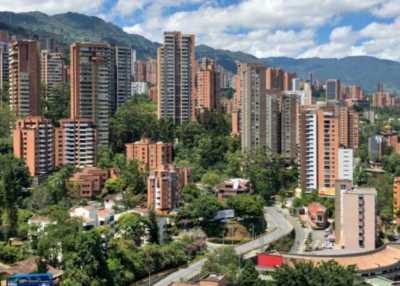 Kolumbien - Medellín - Colombian Colors in December: An Unforgettable Cultural Experience😎 - 3