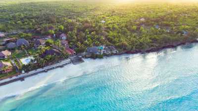 Tanzania - Abeid Amani Karume International Airport - Zanzibar Workcation: Cowork, Chill, and Explore Paradise(Shared room)
