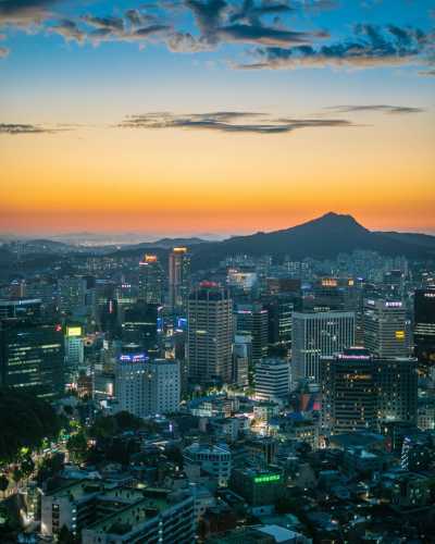 Korea, Süd - Bukchon Hanok Village - 🇰🇷 🍁 The Autumn Chapter: Work & Wander in Seoul for 15 days (PRIVATE ROOM) 👨🏽‍💻 🍜 - 3