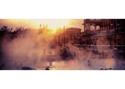 Hungary - Széchenyi-Heilbad - 🕯️ Romantischer Winter-Kurztrip: Weihnachtsmarkt-Zauber & Wellness🎄♨️ - 2