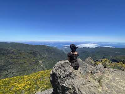 Portugal - Pico do Arieiro - Modern, Spacious & Beautiful Coliving Villa in prime location - Funchal, Madeira | Adventure, Nature and Fun on the Dream Island of Madeira 🌴 | Large Private Suite with Bathroom and Balcony - 5