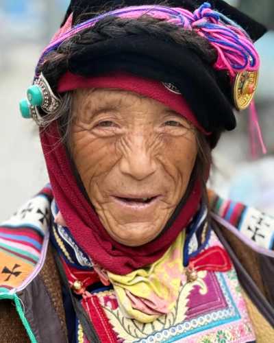 China - Siguniangshan Town - Exploring Western China: Cities, Rivers, Sacred Peaks and Tibet experience in Sichuan - 2