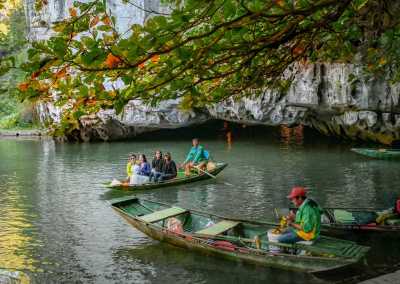Vietnam - Tràng An - 🇻🇳 The Vietnam Experience: Hanoi & Ninh Binh (Tam Coc): City Escape & Limestone Landscapes 🏙🌾🛵🏞 - 1