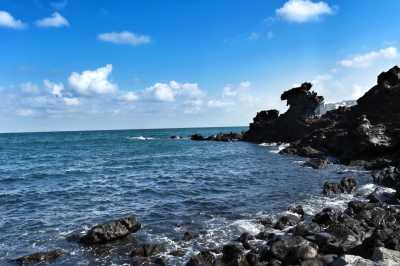 Korea, Süd - Jeju Island - 🌊 🍂 Busan Reset: Where Fall Foliage Meets Coastal Sunsets 🌇 🇰🇷 - 3