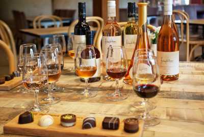 Australia - Audrey Wilkinson, Hunter Valley - 🇦🇺 🐋 Whales, Waves & Wildlife: 7 Days of Australian Adventure in Newcastle 🦘🐨 (PRIVATE ROOM) - 1