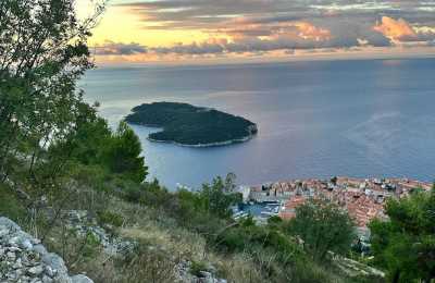 Kroatien - Staza Prema Utvrdi Imperial - Dubrovnik on a Budget: 4-Day Escape 🌊☀️ - 1
