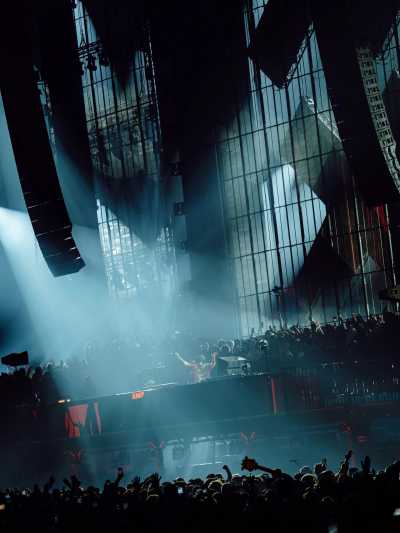 Western Europe - Amsterdam - Amsterdam Music Festival 2026 Eventreise Partyreise David Guetta und Armin van Buuren - 3