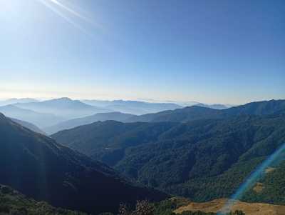 Nepal - Khongma Danda - Makalu Base Camp Trek: Journey to the Fifth Highest Peak