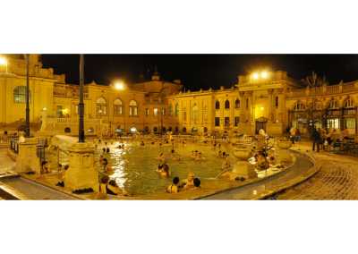 Hungary - Széchenyi-Heilbad - 🕯️ Romantischer Winter-Kurztrip: Weihnachtsmarkt-Zauber & Wellness🎄♨️ - 1