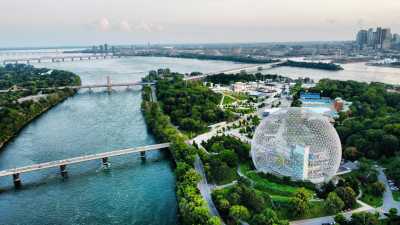 Kanada - Le Vieux Montréal - Ultimate Montreal Summer Experience 🇨🇦 | City, Nature & Local Life – Hosted Downtown + Airport Pickup! - 5