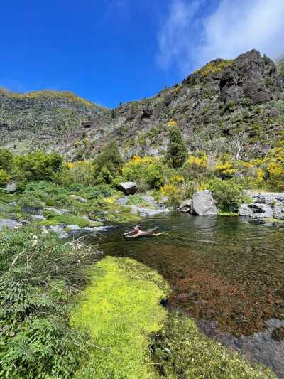 Portugal - Boaventura - Modern, Spacious & Beautiful Coliving Villa in prime location - Funchal, Madeira | Adventure, Nature and Fun on the Dream Island of Madeira 🌴 | Large Private Suite with Bathroom and Balcony - 6
