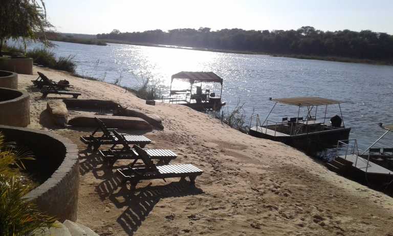 Sue-Ellen Abrahams - 0