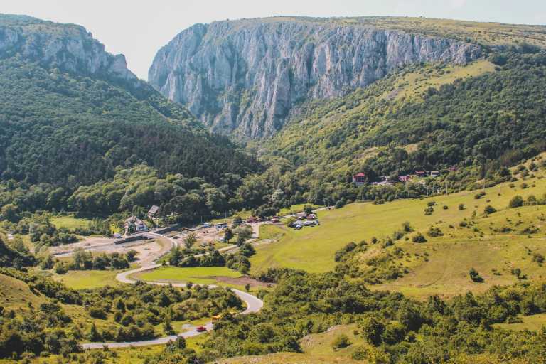 Eastern Europe - Hiking Holiday and City Adventure in Romania & Moldova! - JoinMyTrip